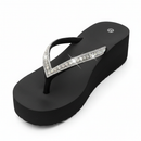 Chinelo strass preto vista top 3D render profissional
